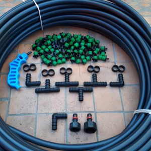 kit de riego 100 mt mas accesorios.